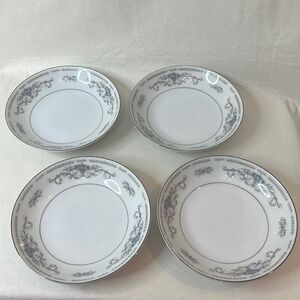 Diane Fine Porcelain China Bowls Japan 4 Fruit Berry Dessert Dish Platinum Trim